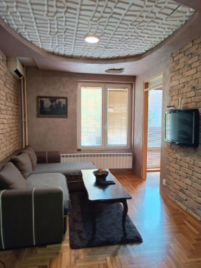 Front Apartment